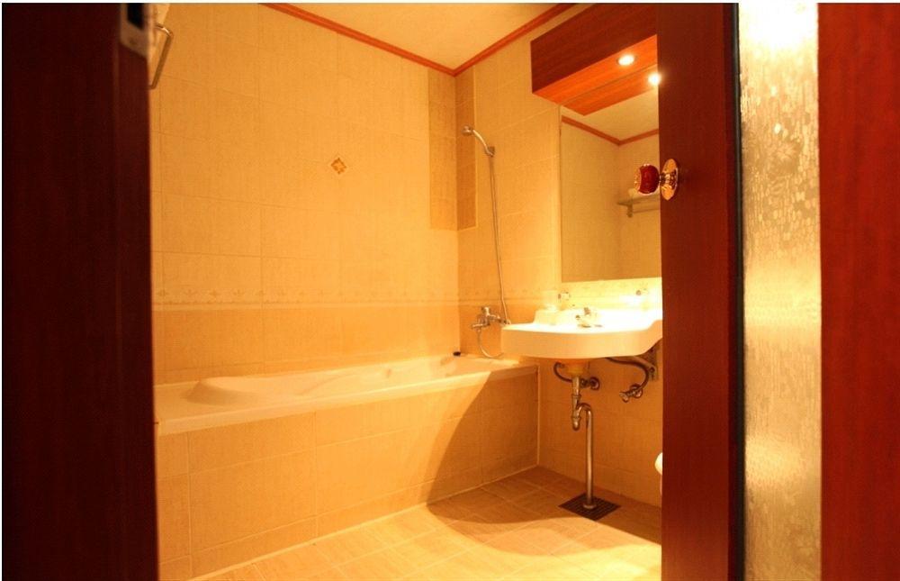 Abata Business Hotel Коян Екстер'єр фото