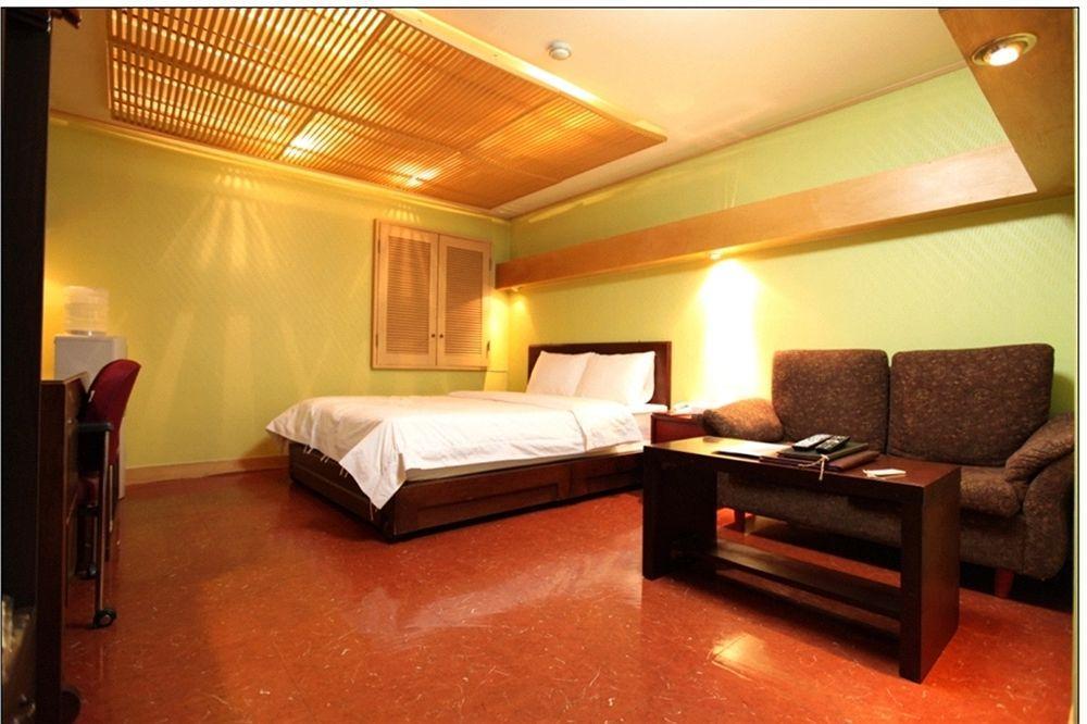 Abata Business Hotel Коян Екстер'єр фото